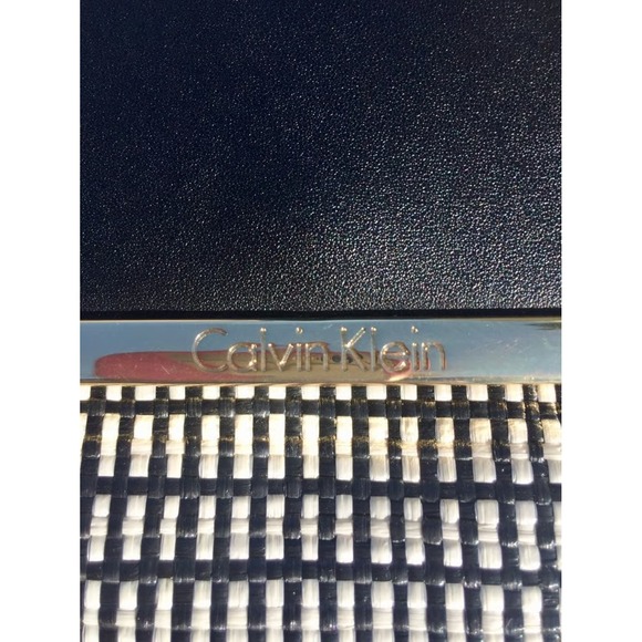 Lovely Calvin Klein bag in‎ black, green, and white. Gold Hardware - Picture 6 of 6